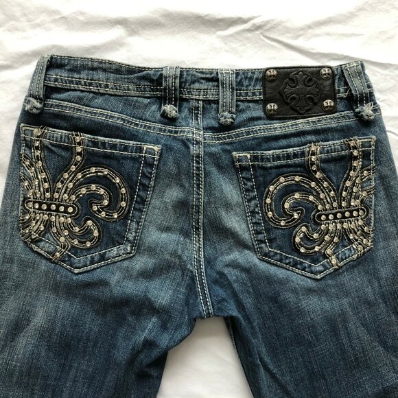 Miss Me Signature Boot Fleur de Lys Embellished Low Rise Women Denim Jeans SZ 29 - Picture 2 of 5